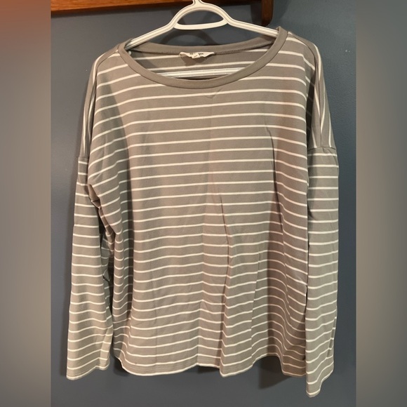 BB Dakota Gray Striped Top XL - Picture 1 of 5